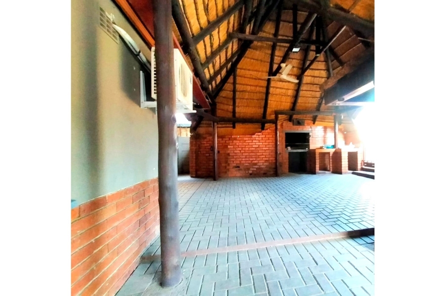 To Let 3 Bedroom Property for Rent in Geelhoutpark North West